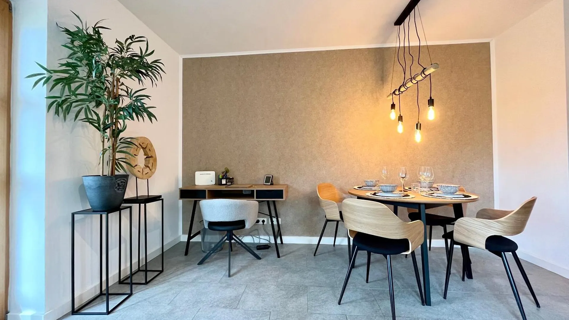 Gemuetliches Seeapartment Am Berg Arrach